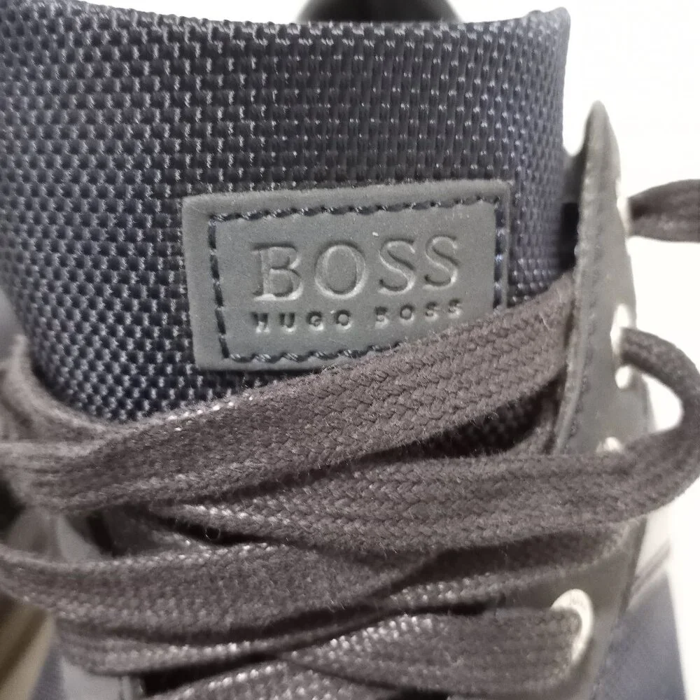 HUGO BOSS PERFORATED NAVY BLUE LOW TOP SNEAKER MEN SIZE 46